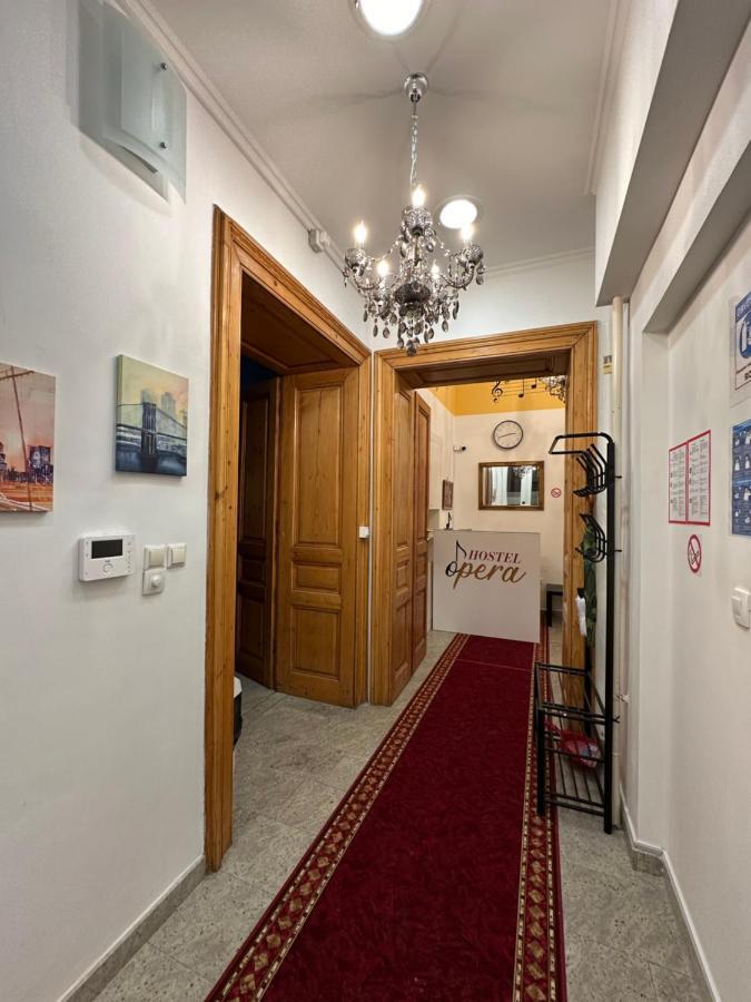 Hostel Opera Ljubljana Exterior photo